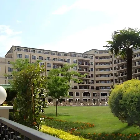 Апартамент Family With Sea View & Pool In Zlatna Kotva *