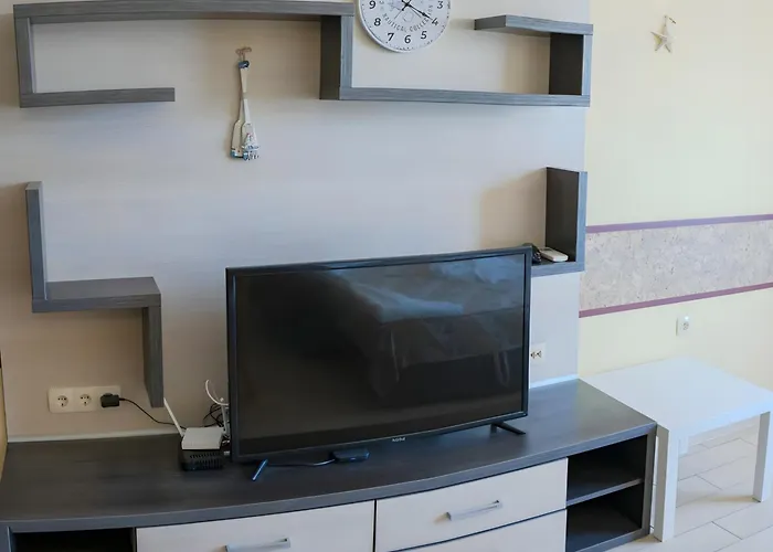 Apartment Family With Sea View & Pool In Zlatna Kotva