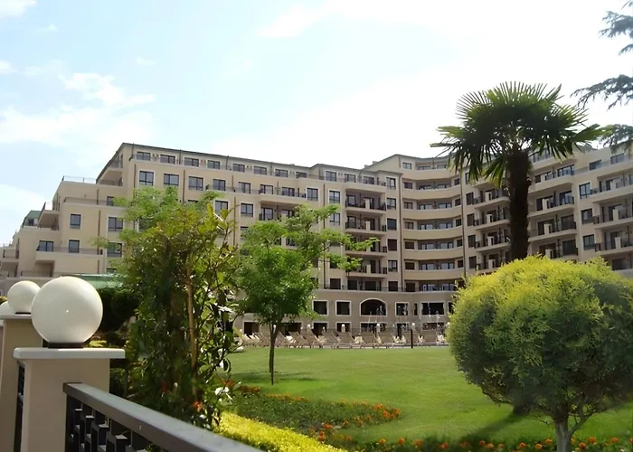 Apartment Family With Sea View & Pool In Zlatna Kotva *